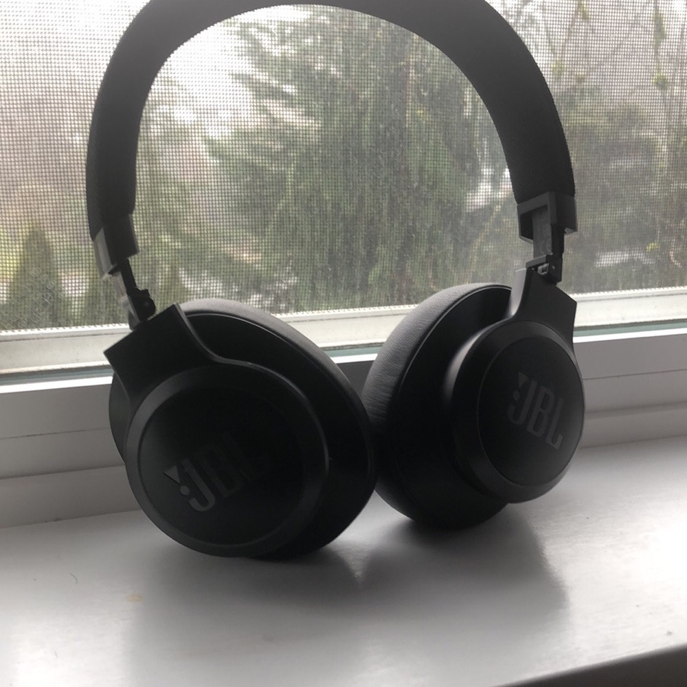 Because I want airpods